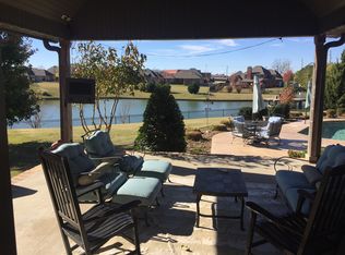 142 Carver Dr, Springdale, AR 72762
