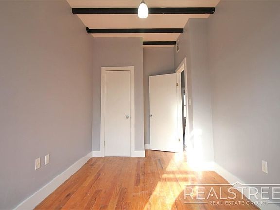5th image of 1282 Putnam Ave #C