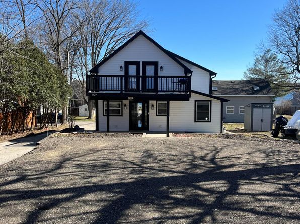 1527 Hiawatha Dr