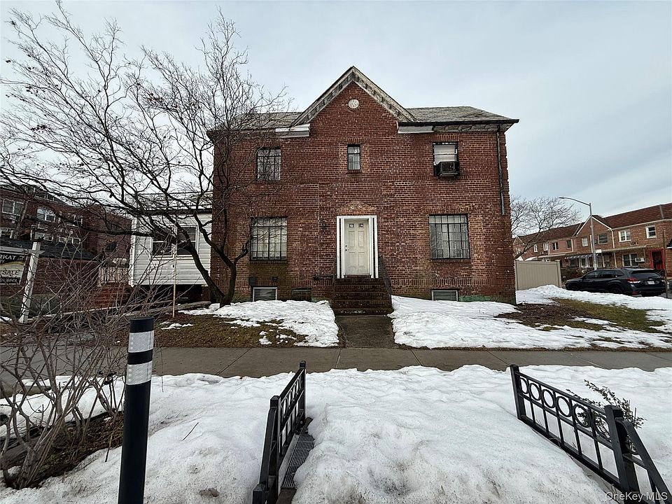 2nd image of 7504 147th Street