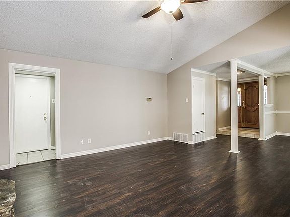 3rd image of 3324 Claymore Dr