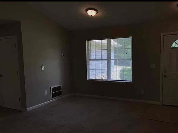 4th image of 7882 Dogwood Way #1