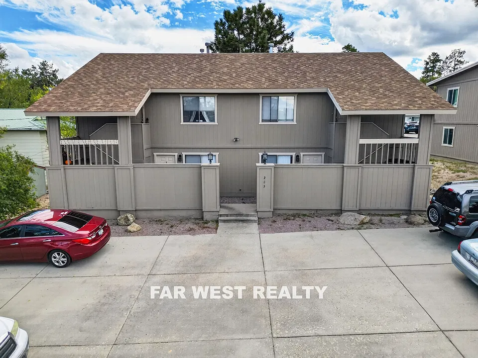 285 W Hillside Ave #B