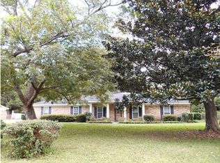 3160 Meadow Ln, Mobile, AL 36618