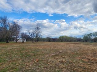 1500 Cedar St, Llano, TX 78643