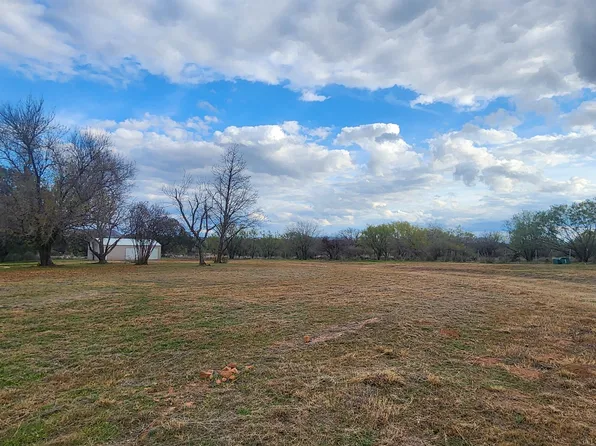 1500 Cedar, Llano, TX 78643