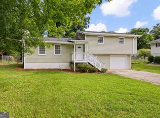 4220 Terrace Dr, Acworth, GA 30101