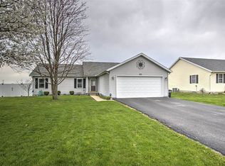 410 E Kennedy St, Maroa, IL 61756