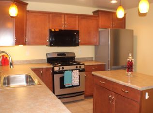 940 W Becker Ln, Phoenix, AZ 85029