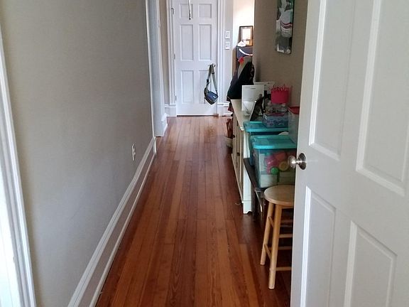 4th image of 22 N Boulevard #3