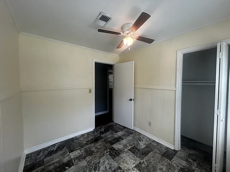 461 Sweetwater Cir — Photo 14