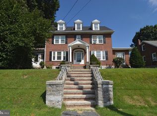 2727 Penn Ave, West Lawn, PA 19609
