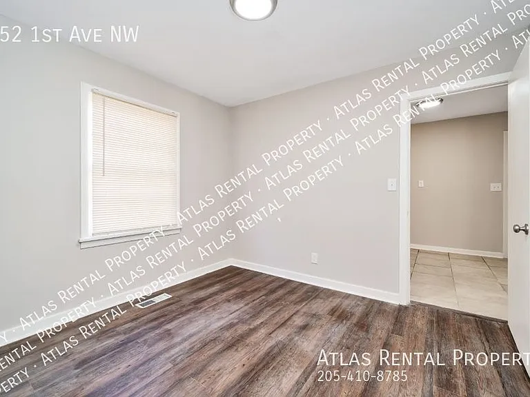 352 1st Ave NW — Photo 13