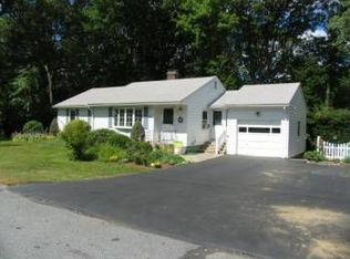 22 Ferncroft Rd, Shrewsbury, MA 01545