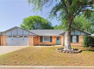 2205 Morgandee Ln, Weatherford, OK 73096