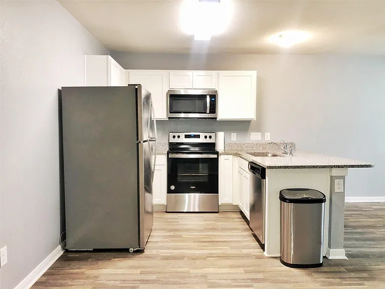 217 Cherry Tree — Photo 9