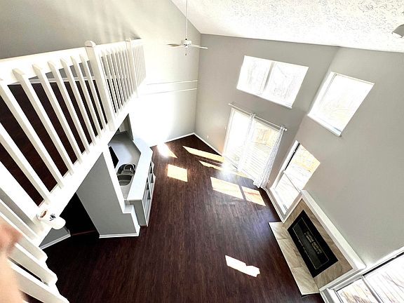 2nd image of 1980 S Bay Pointe Dr #16