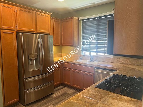 4th image of 24631 Montevista Cir
