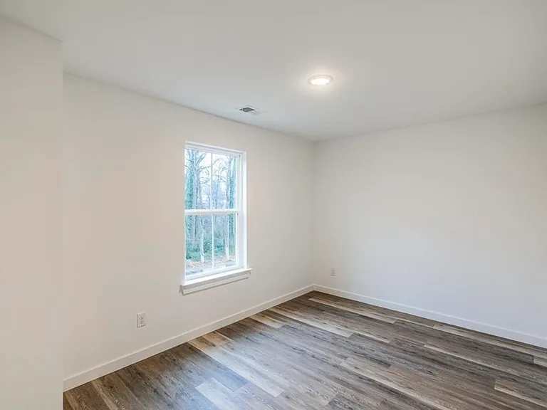 267 Vanderbilt Rd — Photo 20