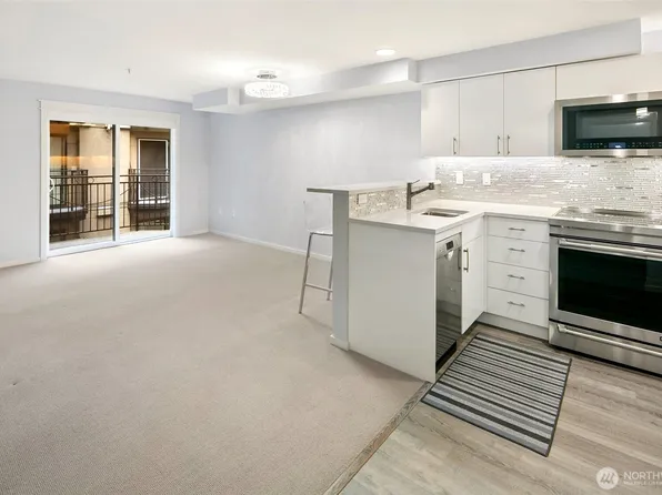 425 Vine Street #614, Seattle, WA 98121
