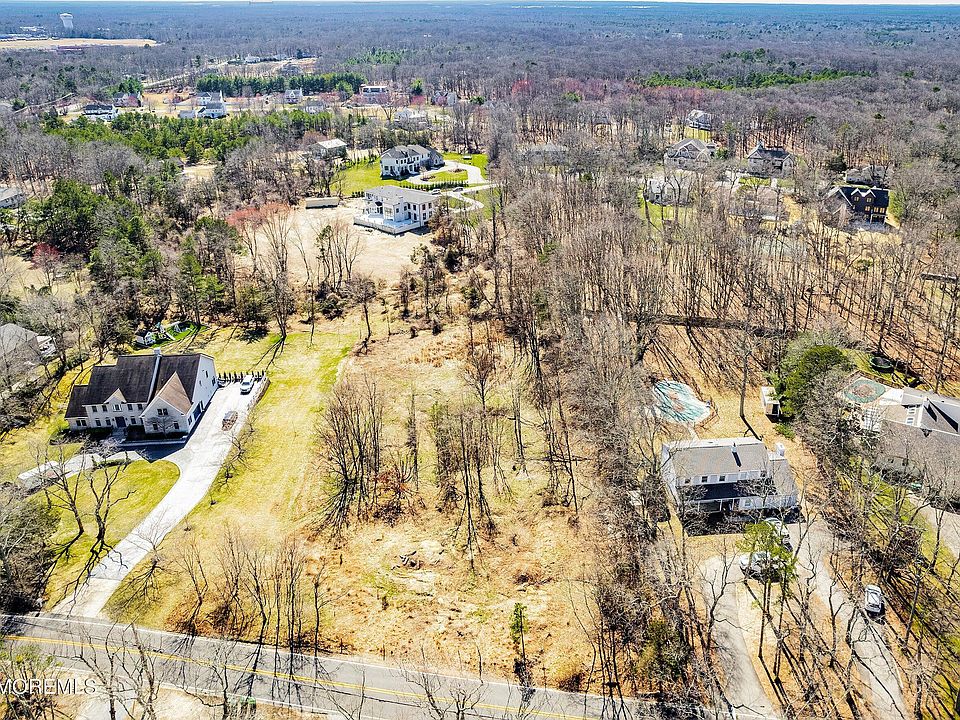 1st image of 496 Clearstream Road