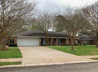 1105 Broadmoor Blvd, Lafayette, LA 70503