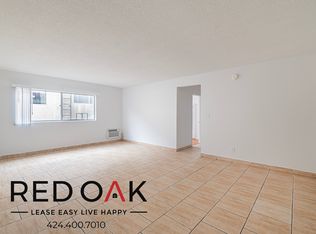 8828 1/4 Memory Park Ave, North Hills, CA 91343