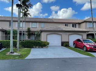 16304 SW 75th St, Miami, FL 33193