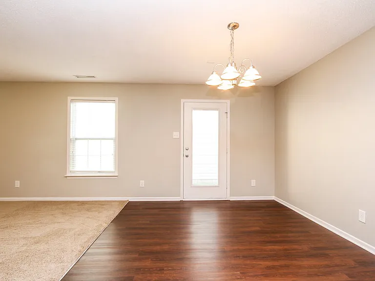 14384 Black Farm Dr — Photo 5