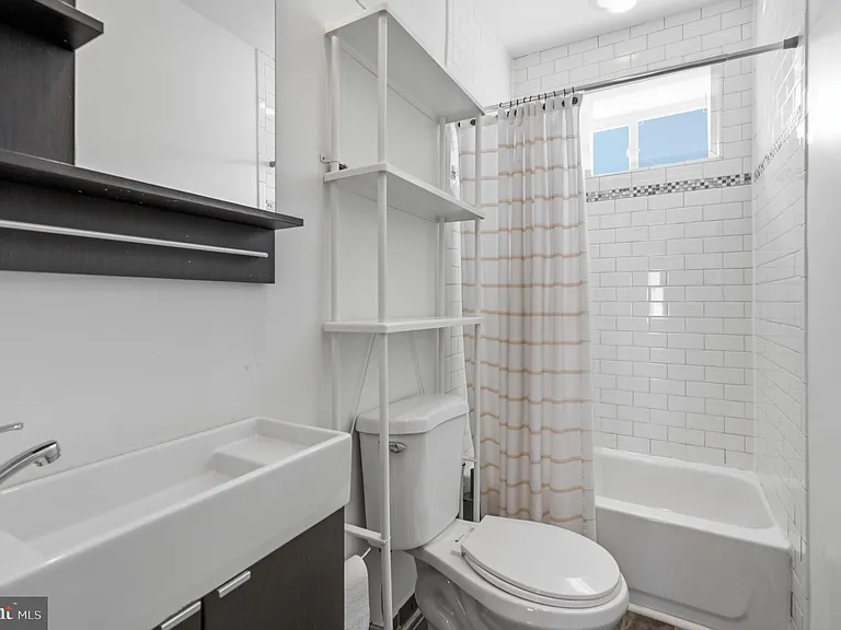 2663 Martha St — Photo 18