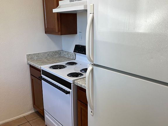5th image of 1401 S Woodland Ave #1405