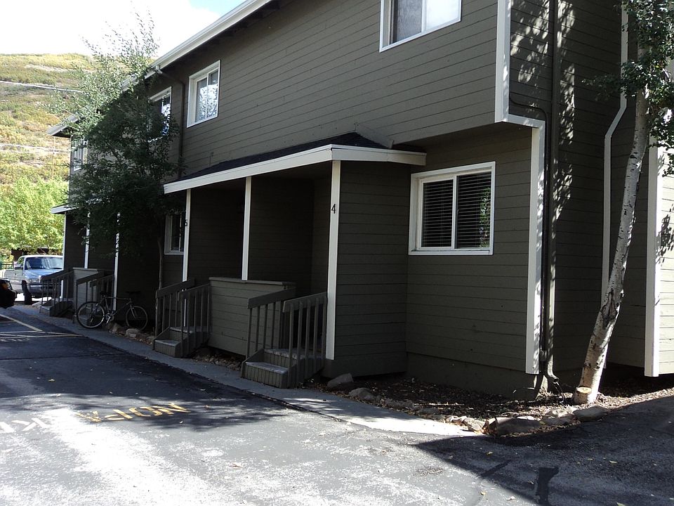 1st image of 1384 Park Ave