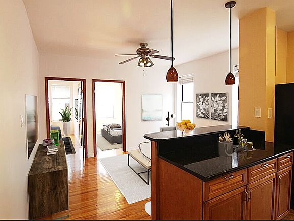 2nd image of 320 W 111th St APT 19