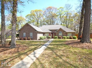1122 Alderly Ln, Warner Robins, GA 31088