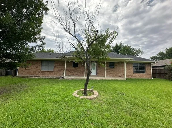 1406 N 6th St, Princeton, TX 75407