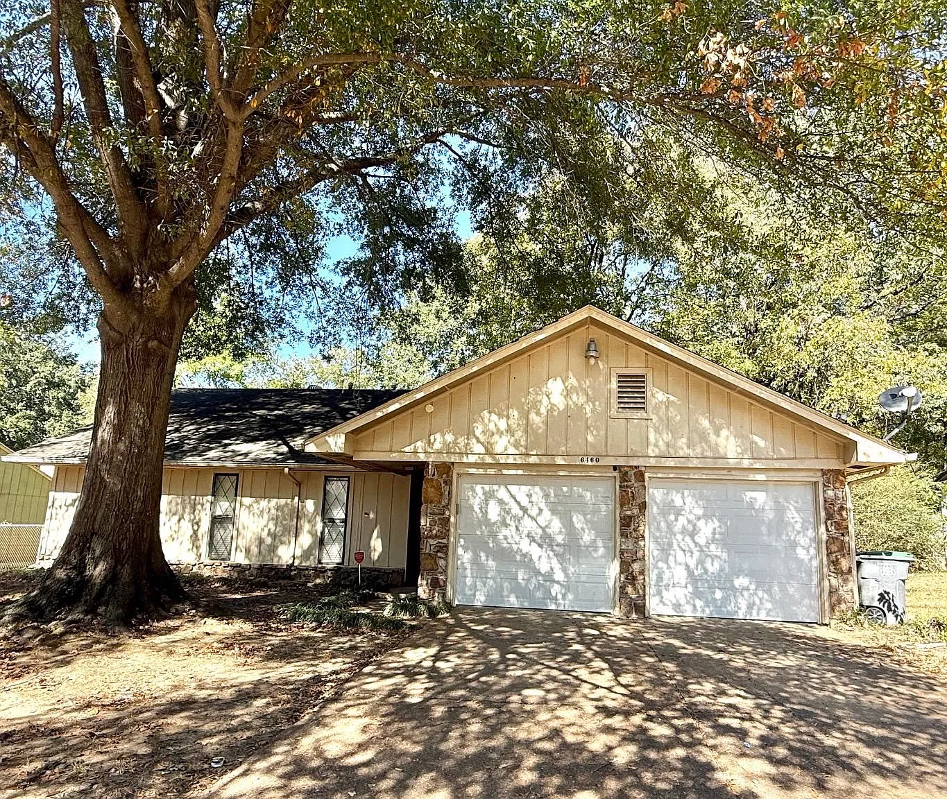 3 bed, 2.0 bath, 1338 sqft, $1,450 — Photo 1