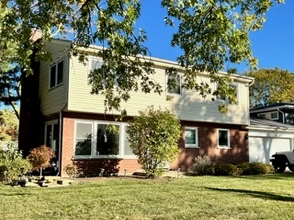 2220 Walnut St, Park Ridge, IL 60068