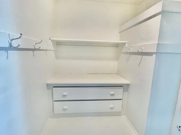 109 University Ave #1 — Photo 10