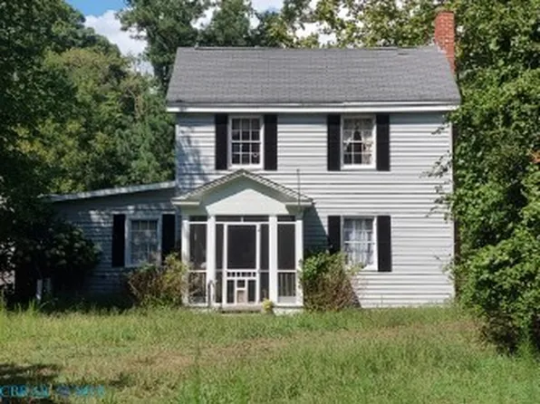 1398 Circle Dr, Susan, VA 23163