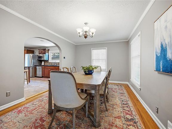 5th image of 1207 W Gregory Blvd
