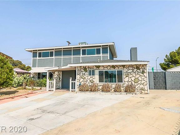 2nd image of 2213 El Greco St