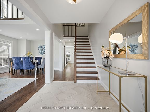 3rd image of 670 Dolby Cres
