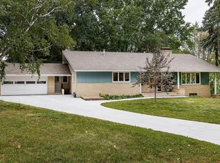 5001 Frontenac Ave, Golden Valley, MN 55422