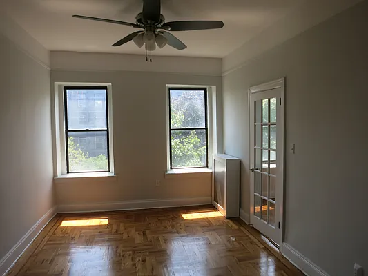 Rented by Velsor Realty | media 15