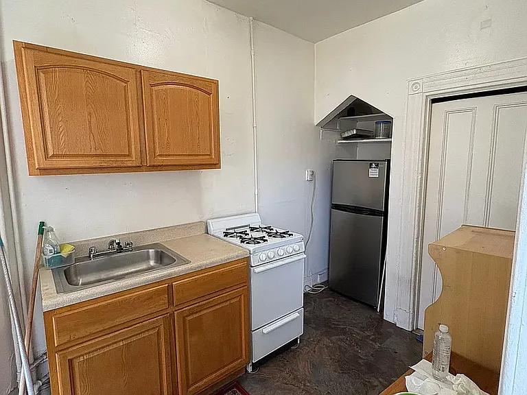 11 Hart St #3F — Photo 4