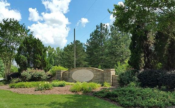 2nd image of 133 Wood Cove Ln