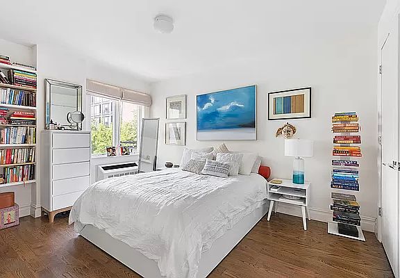 2nd image of 525 Myrtle Ave APT 303