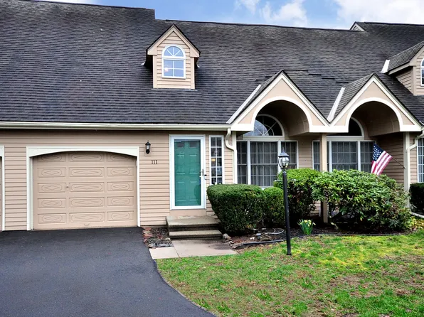 111 Fox Hollow Drive #111, Windsor Locks, CT 06096