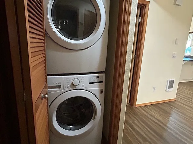 145 S Quadrant St — Photo 10