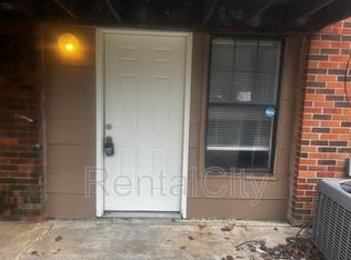 28 Oakridge Dr, Jackson, TN 38305